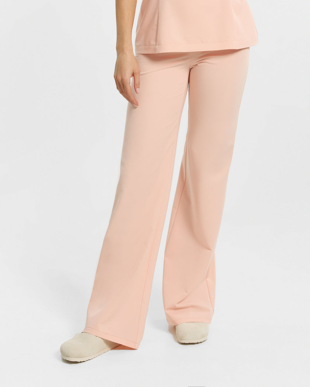Spodnie Medyczne z Szeroką Nogawką - Apricot Pink
